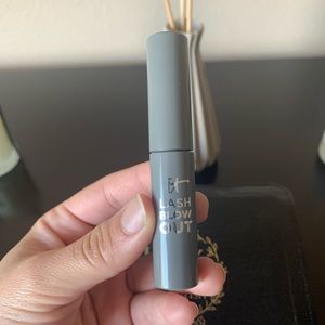 💄It Cosmetic 💄Black color💄